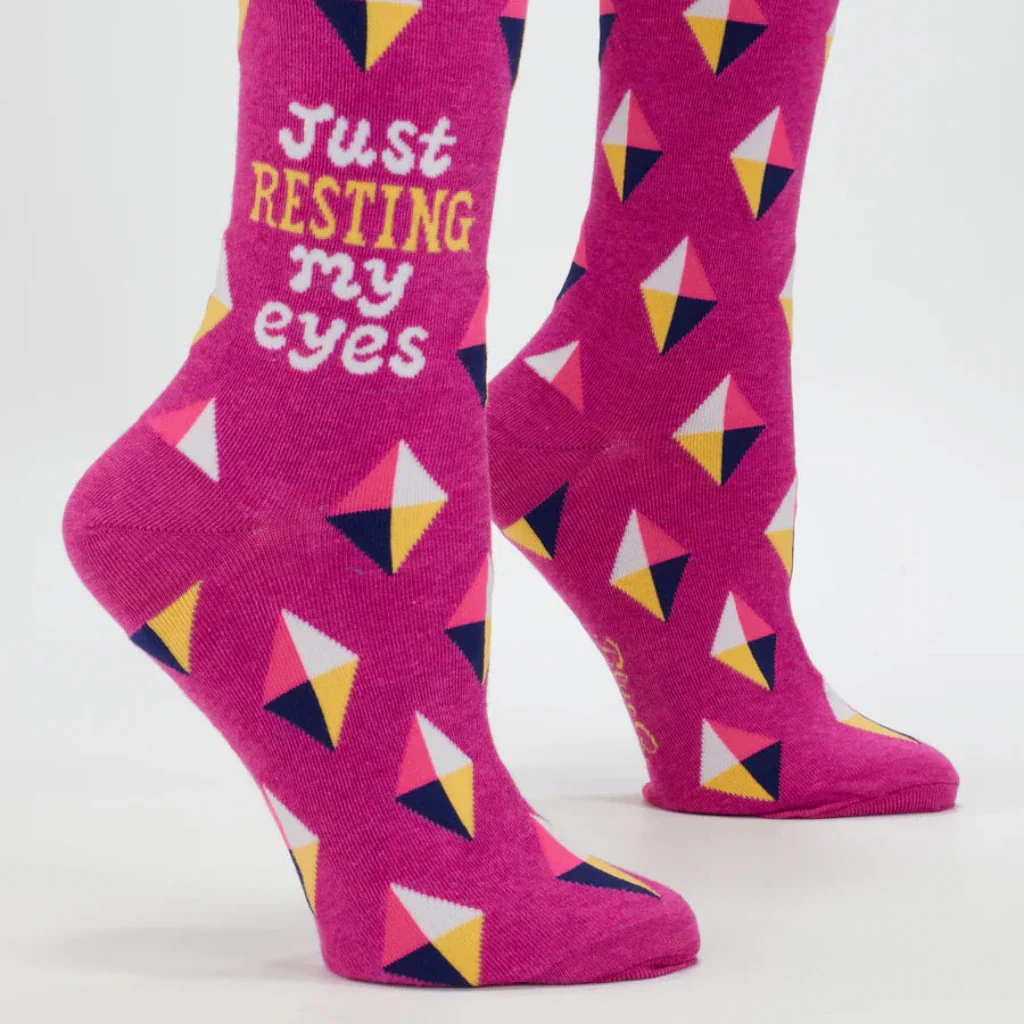 Blue Q : Resting My Eyes Crew Socks