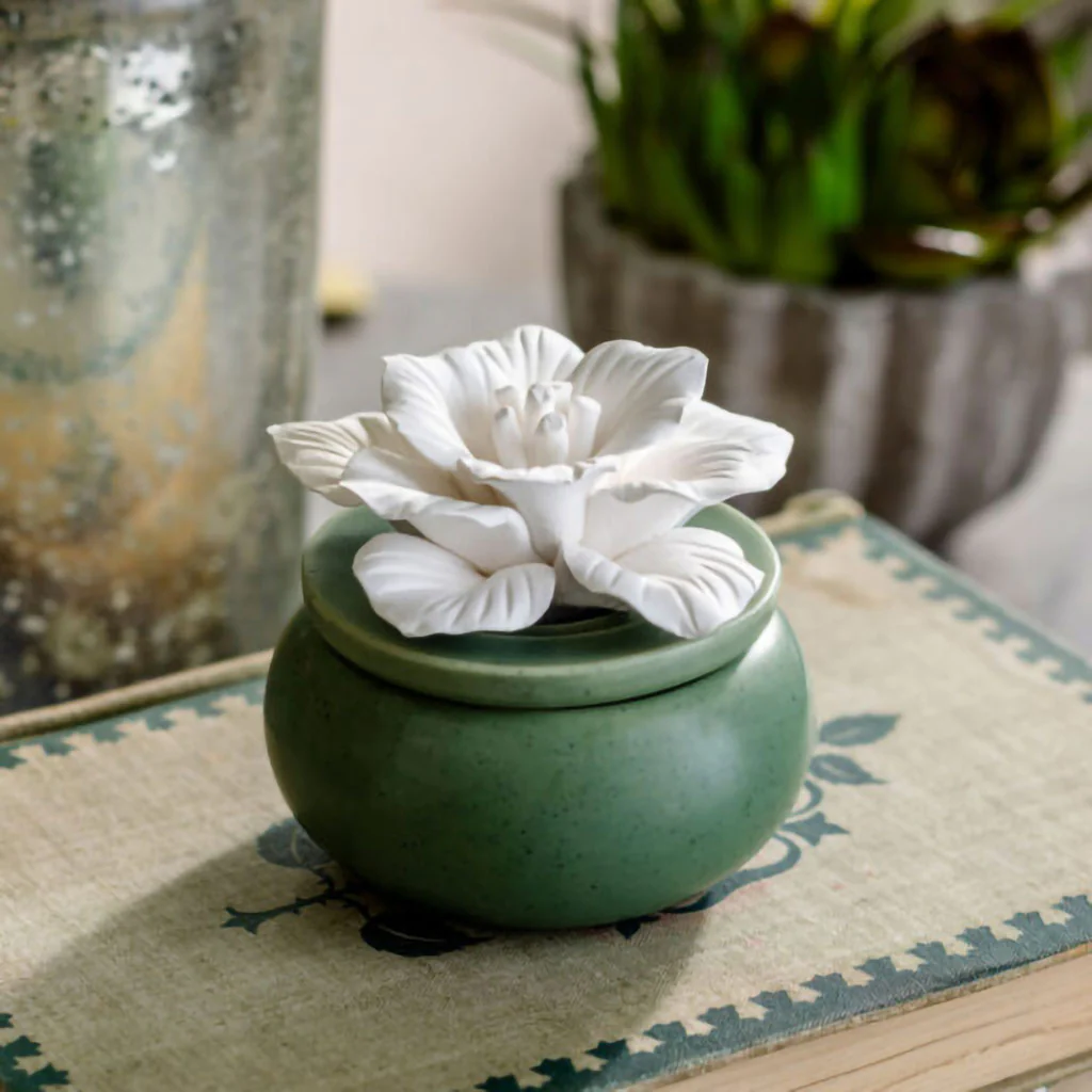 Candle Warmers: Bloom Porcelain Passive Diffuser - Image 6