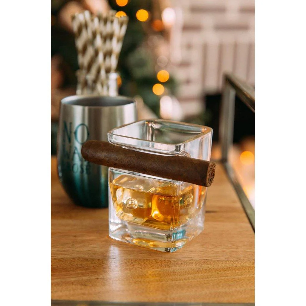 Corkcicle : Cigar Glass - Image 4