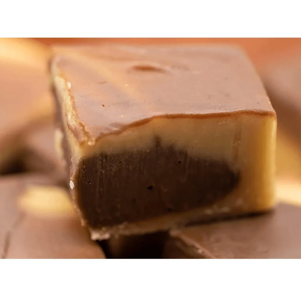 Country Fresh : Chocolate Peanut Butter Fudge 6oz - Image 3