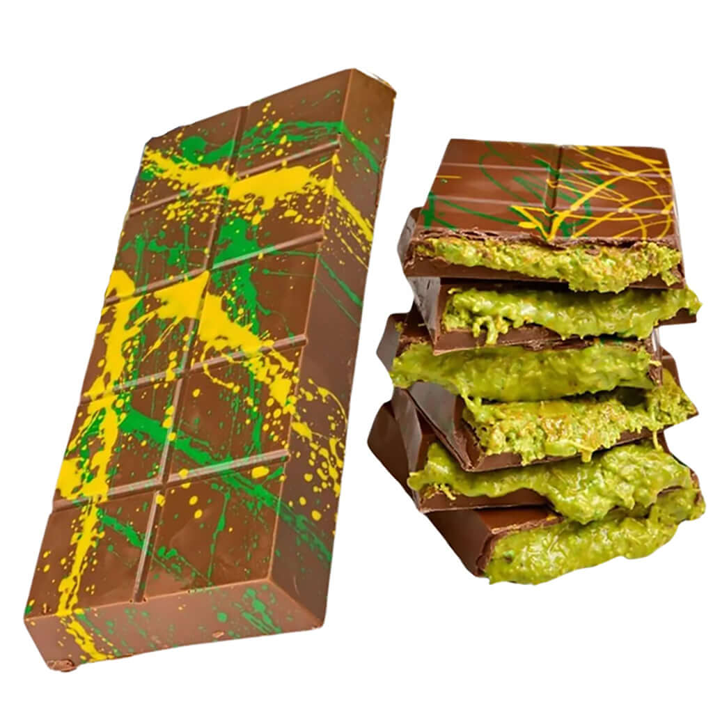 Dubai Chocolate : Milk Chocolate with Kadayif and Pistachio Cream - Image 4