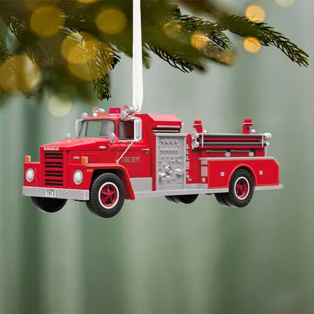 Hallmark : 2026 Keepsake 1973 Dodge C800 Fire Engine 24th in the Fire Brigade series (2)