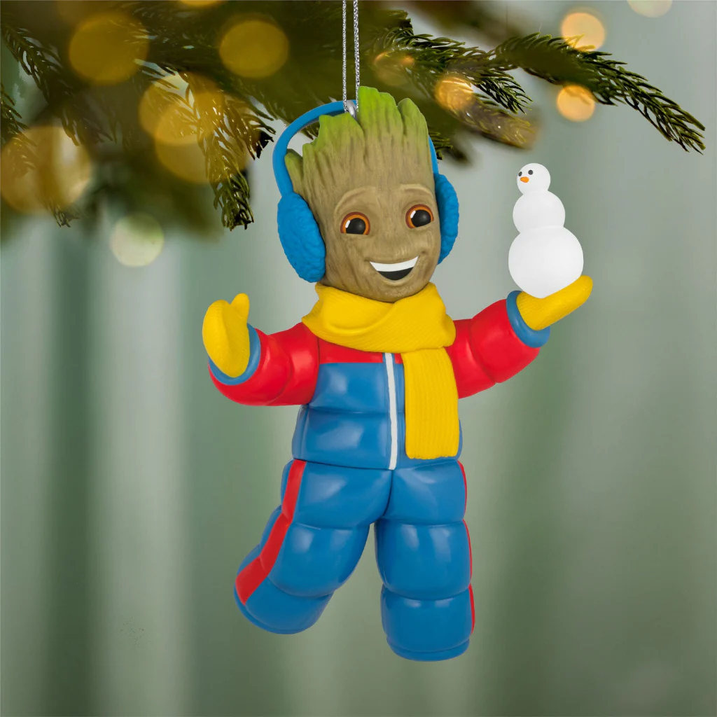 Hallmark : 2026 Keepsake Marvel Studios I Am Groot Snow Day Ornament (273)