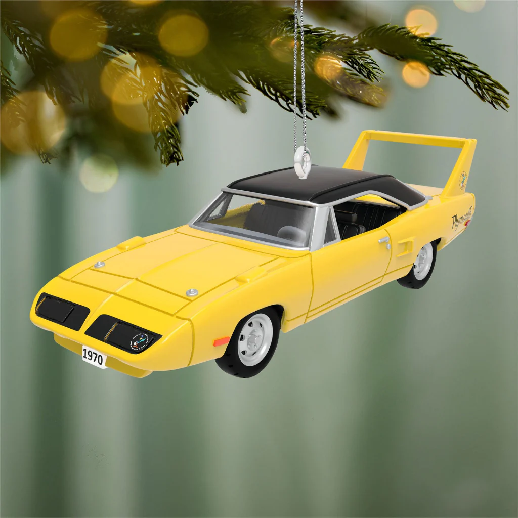 Hallmark : 2026 Keepsake Mini Lil' Classic Cars 1970 Plymouth Superbird 2026 Metal Ornament, 0.75" (341)