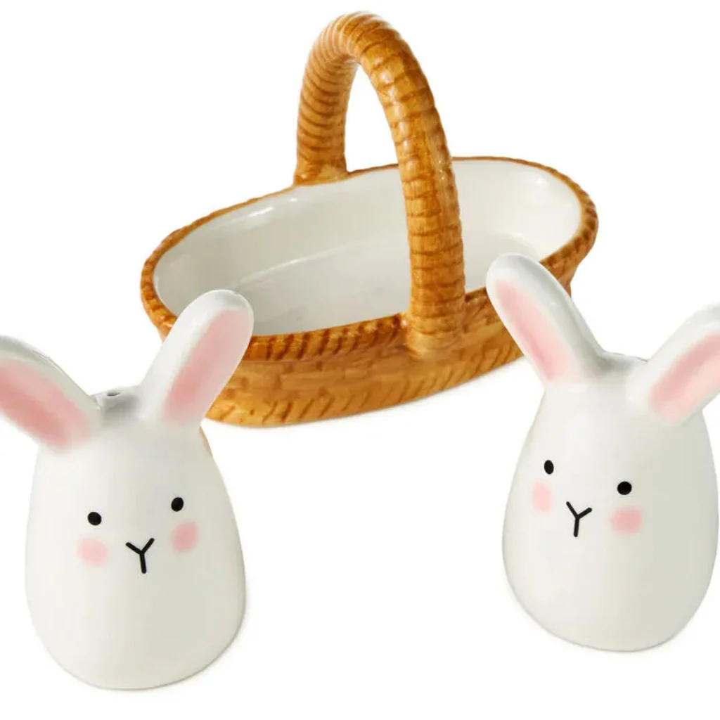 Hallmark : Bunnies in Basket Salt and Pepper Shaker Set - Image 2