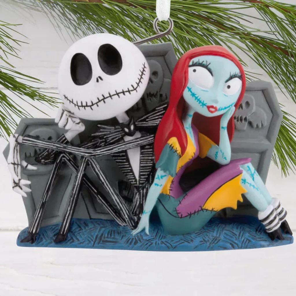 Hallmark : Disney Tim Burton's Jack and Sally With Tombstones Ornament
