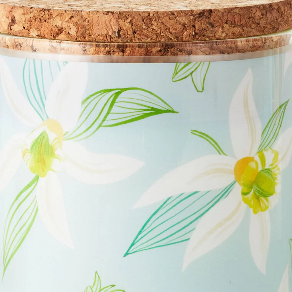 Hallmark : Salted Vanilla and Sandalwood Scented 2-Wick Jar Candle, 14.5 oz. - Image 2