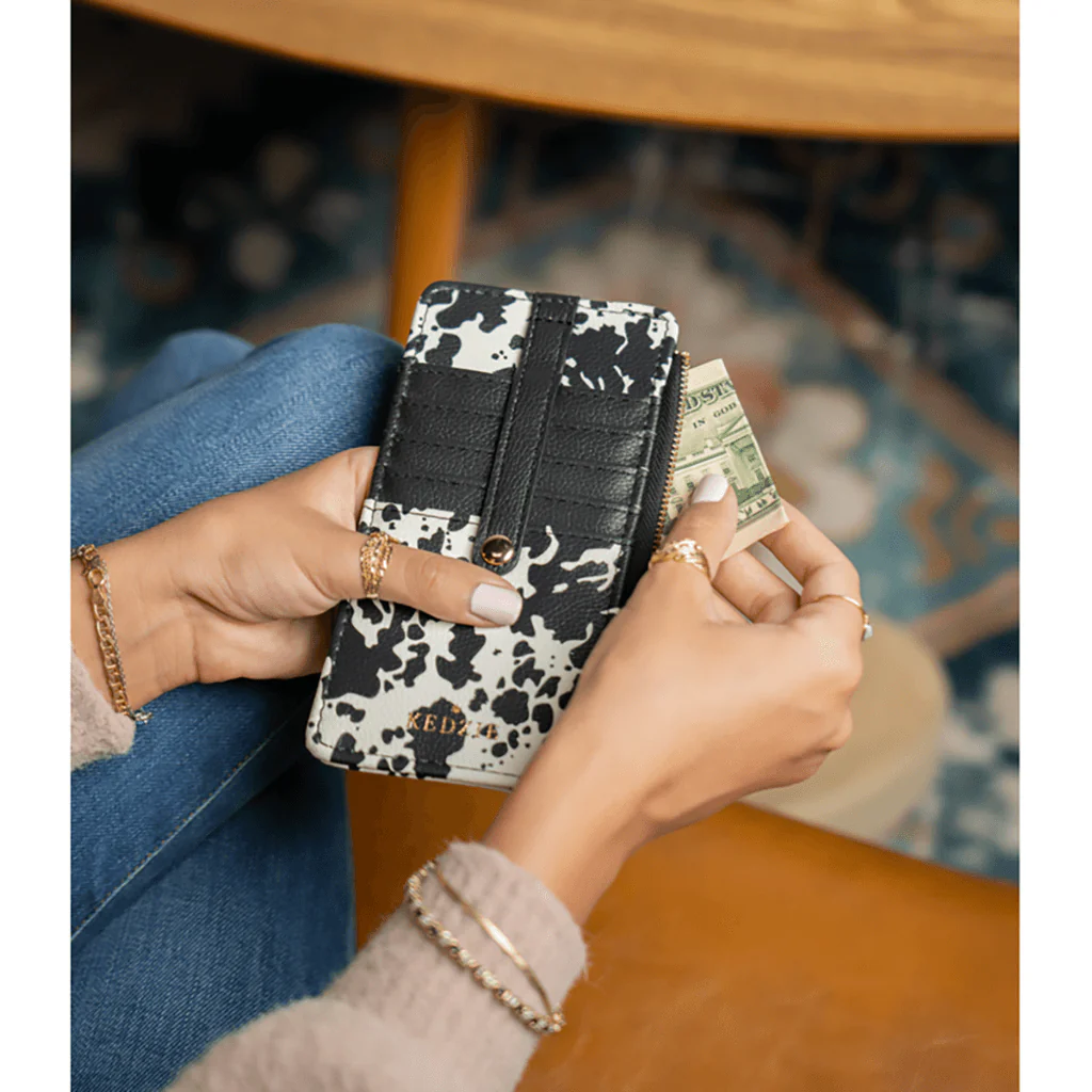 Kedzie : Essentials Only Zippered Wallet - Image 5