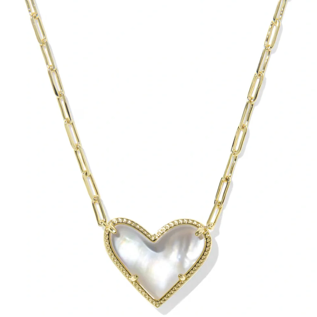 Kendra Scott : Ari Heart Statement Short Pendant Necklace