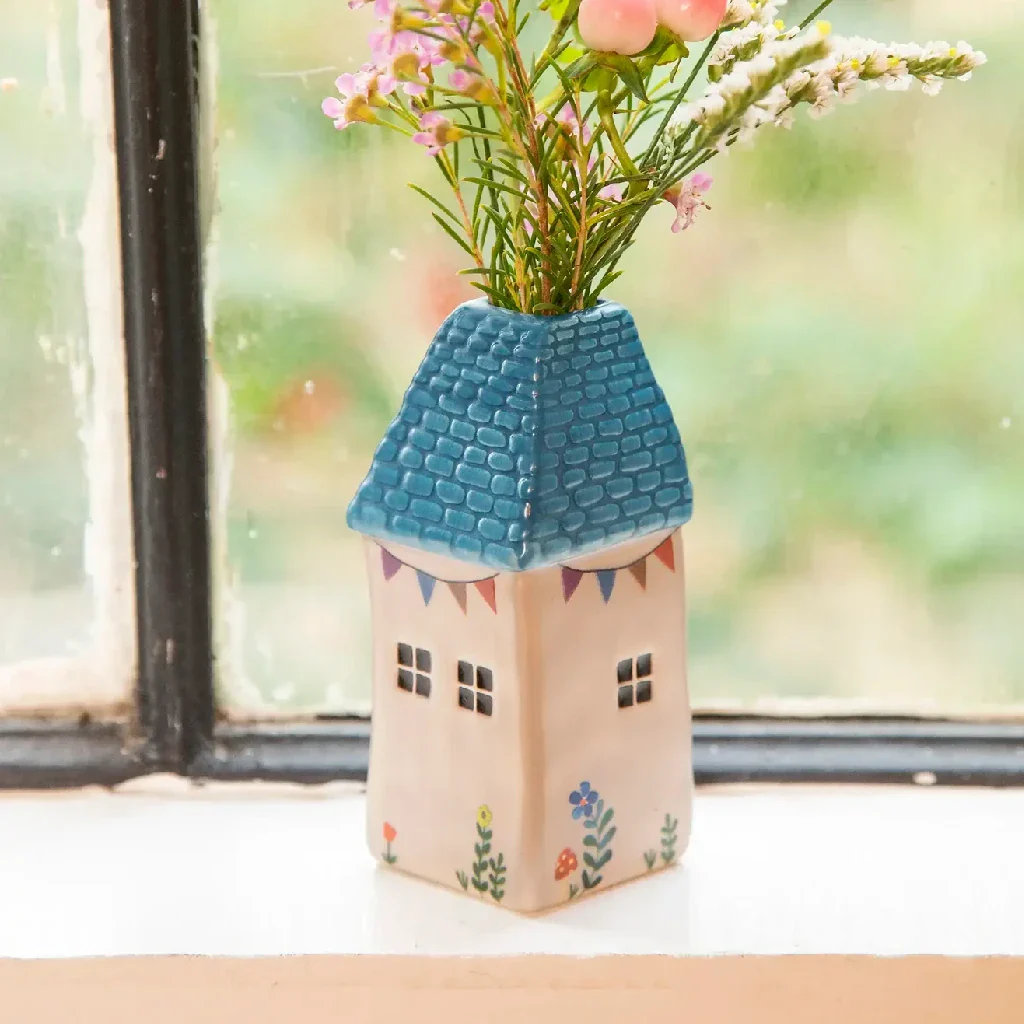 Natural Life : Quaint Cottage Cottage Bud Vase - Image 3