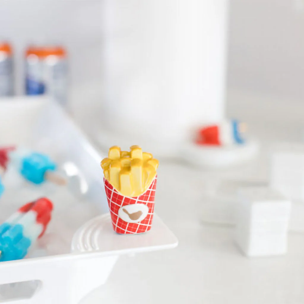 Nora Fleming : Happy Fry Day! - Image 2