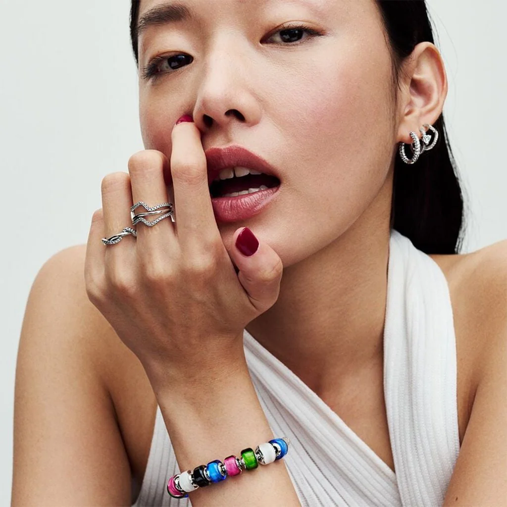 PANDORA : Black Mini Murano Glass Charm in Sterling Silver - Image 2