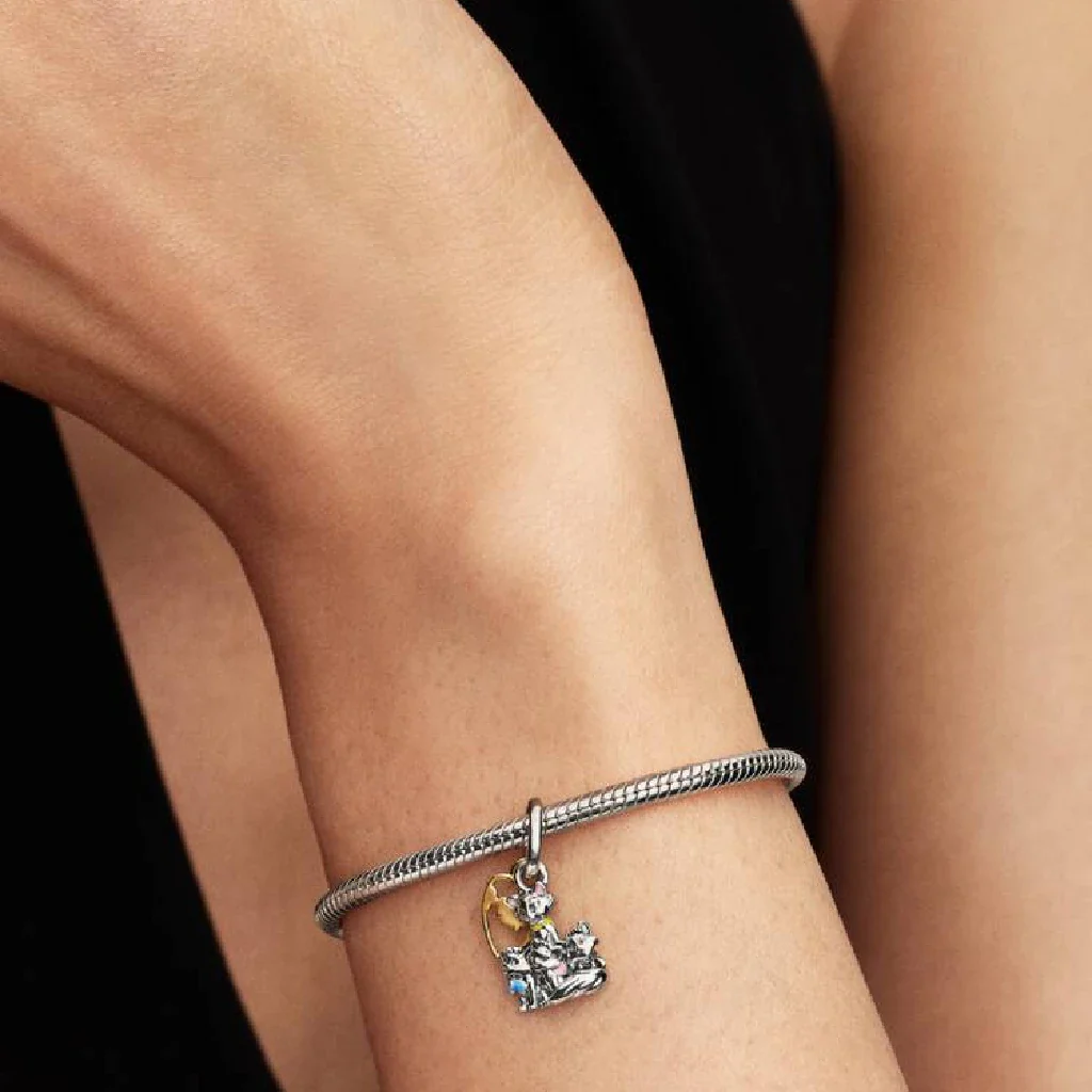 Pandora : Disney Aristocats Duchess & Kittens Dangle Charm - Image 5