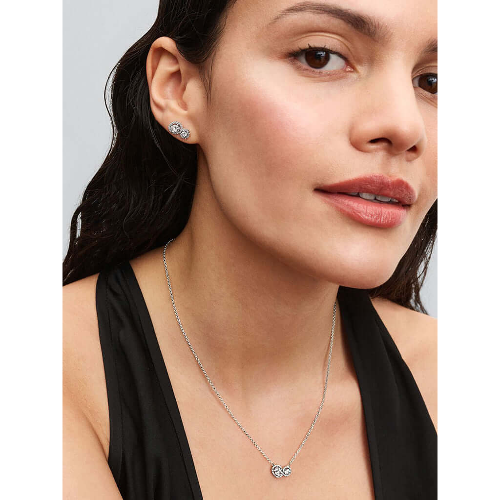 PANDORA : Embracing Halo Necklace - Image 3