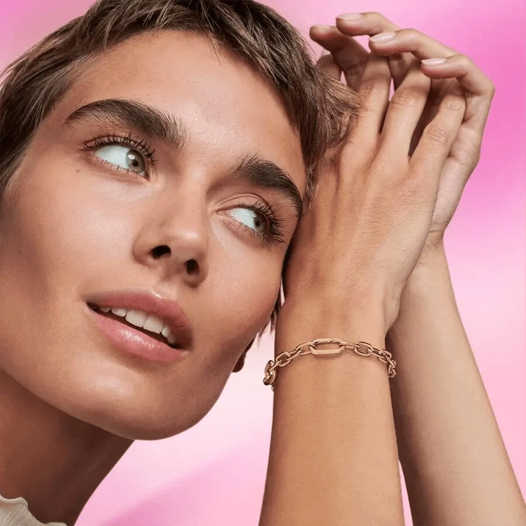 PANDORA : Link Chain Bracelet in Gold Plated - 2 Connectors - Image 2