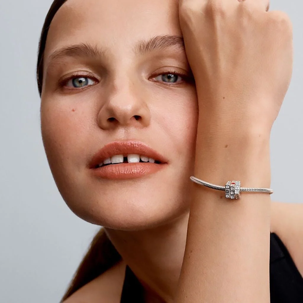 PANDORA : Moveable Toy Cube Charm - Image 4