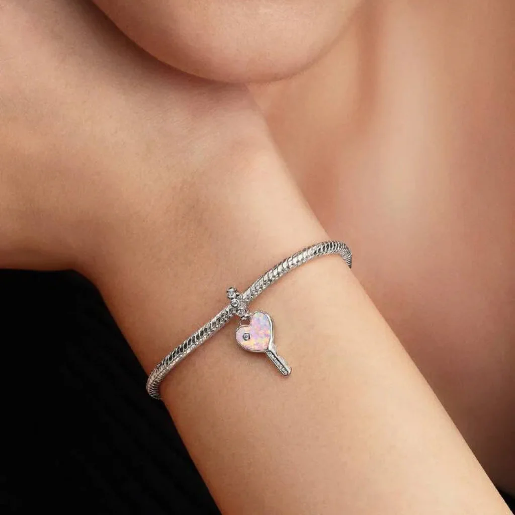 Pandora : Opalescent Heart Key Dangle Charm - Image 4