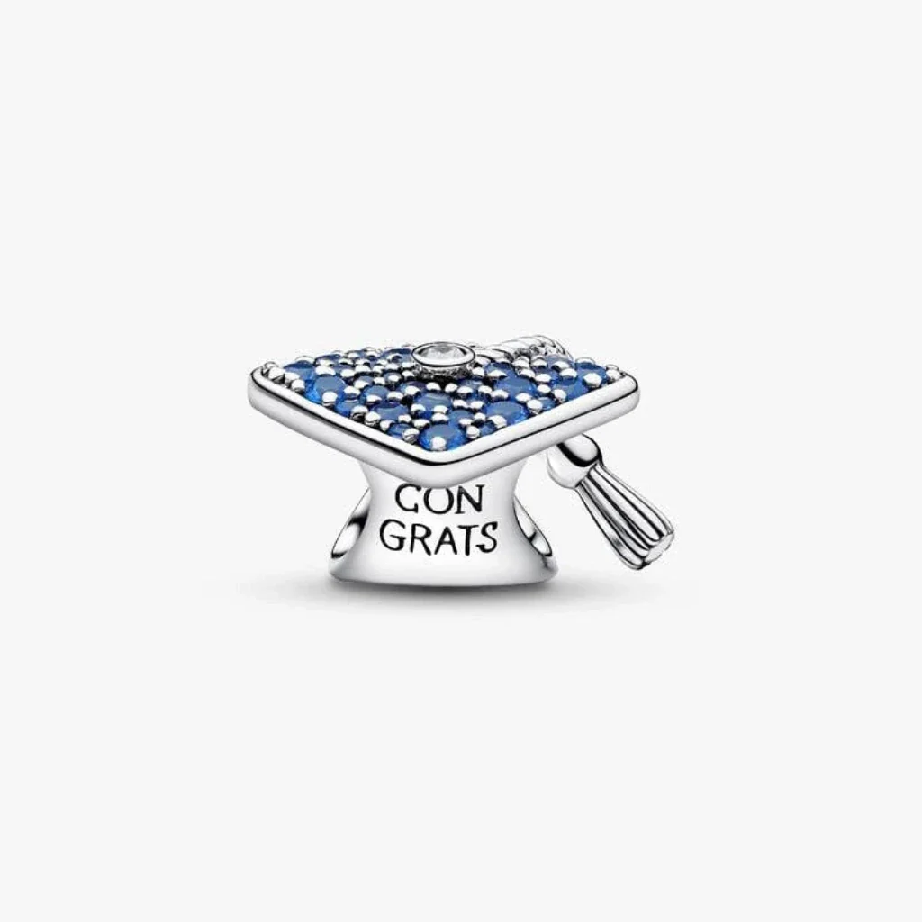 PANDORA : Sparkling Blue 2026 Graduation Cap Charm - Silver
