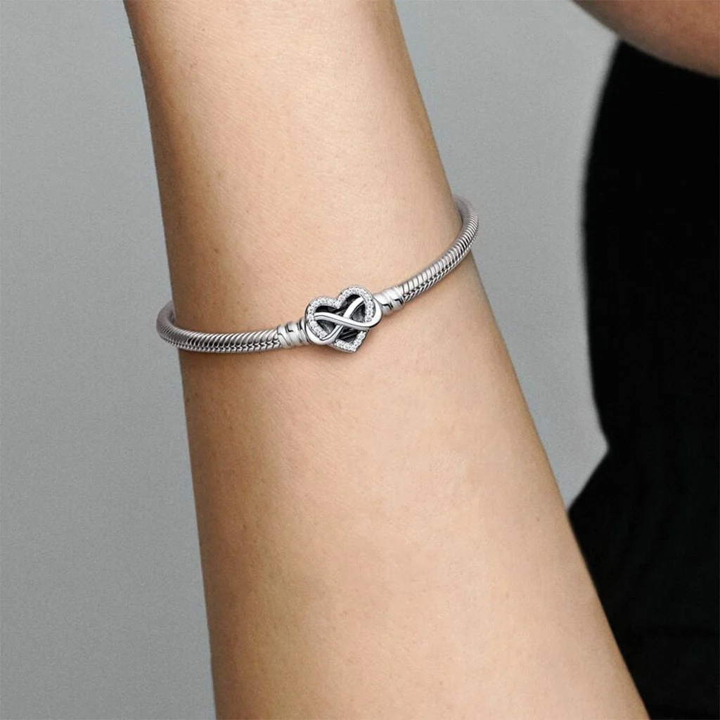 PANDORA : Sparkling Infinity Heart Clasp Snake Chain Bracelet - Image 3