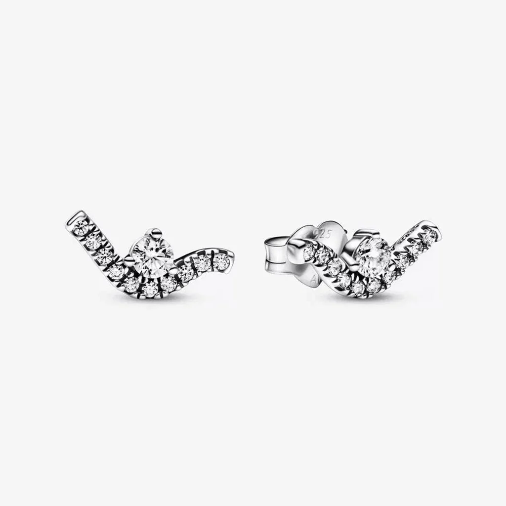 PANDORA : Sparkling Wave Stud Earrings