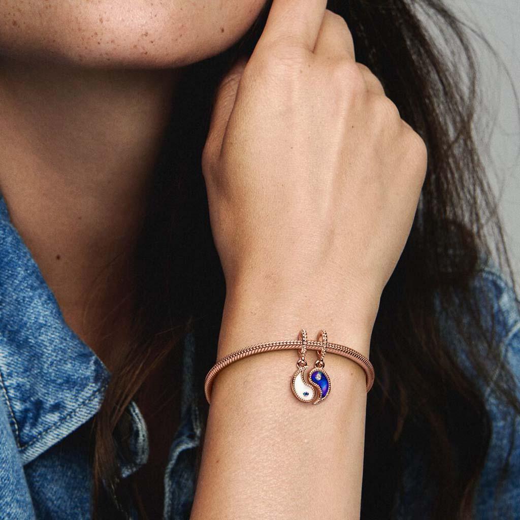PANDORA : Splittable Yin & Yang Sparkling Dangle Charm - Image 4