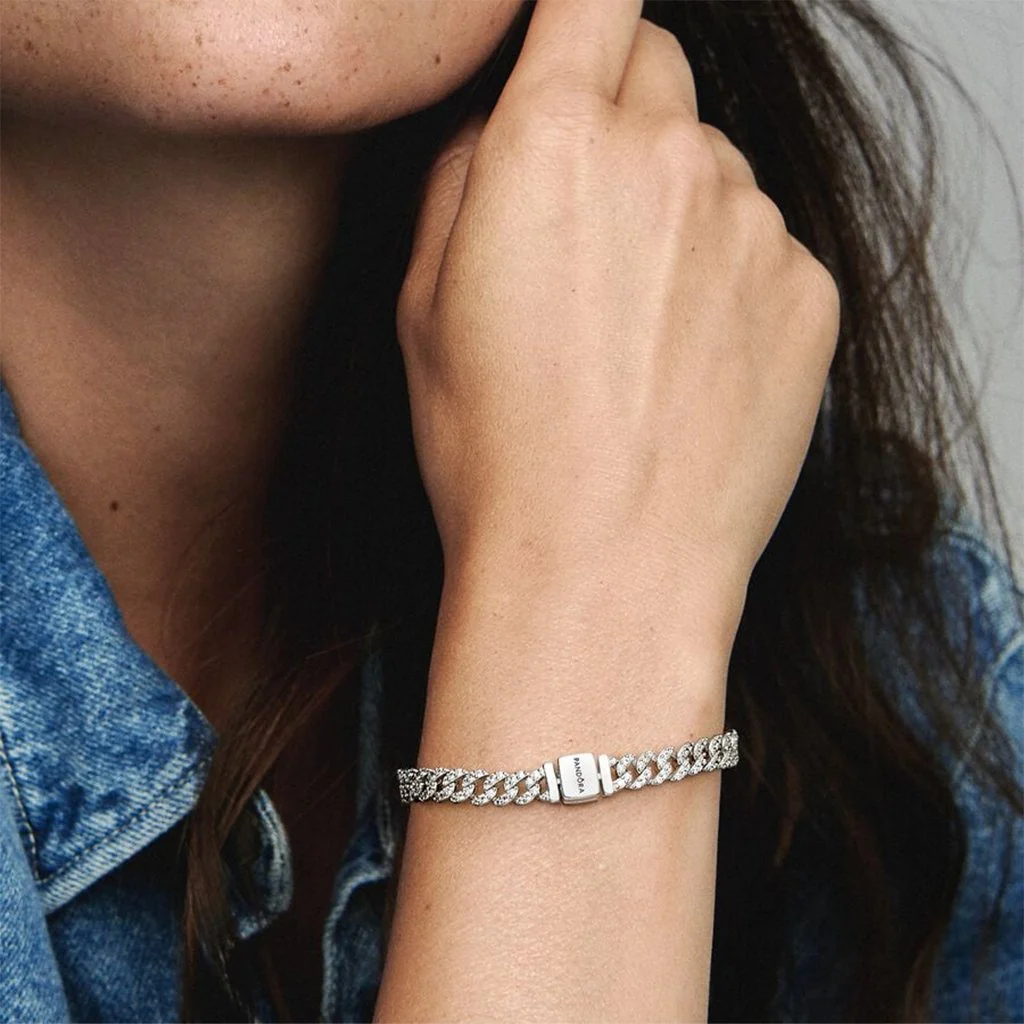 PANDORA : Timeless Pavé Cuban Chain Bracelet - Sterling Silver - Image 4
