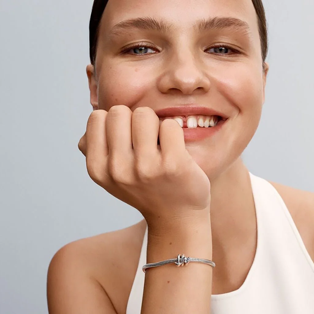 PANDORA : Twisting Arrow Charm - Image 2