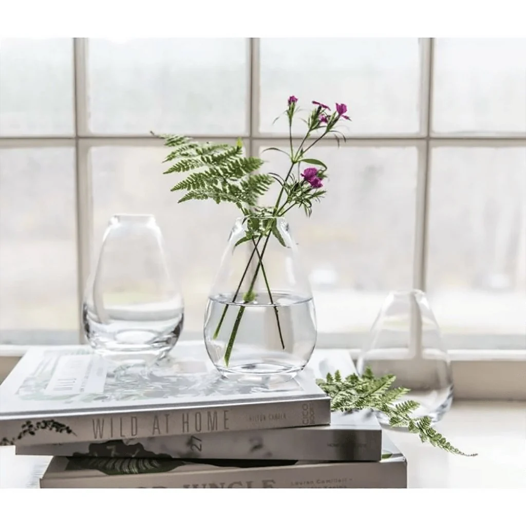 Simon Pearce : Woodstock Bud Vase - Image 4