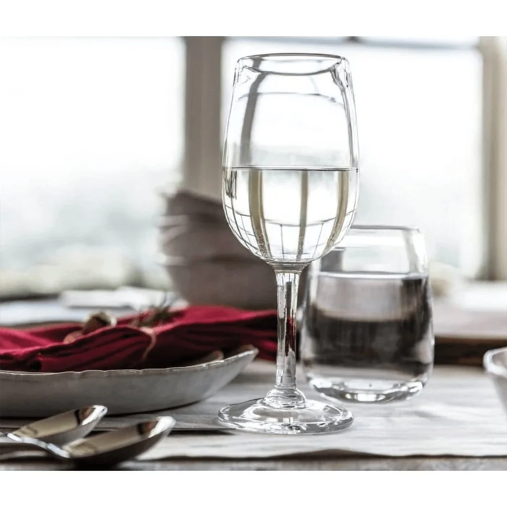 Simon Pearce : Woodstock White Wine - Image 3