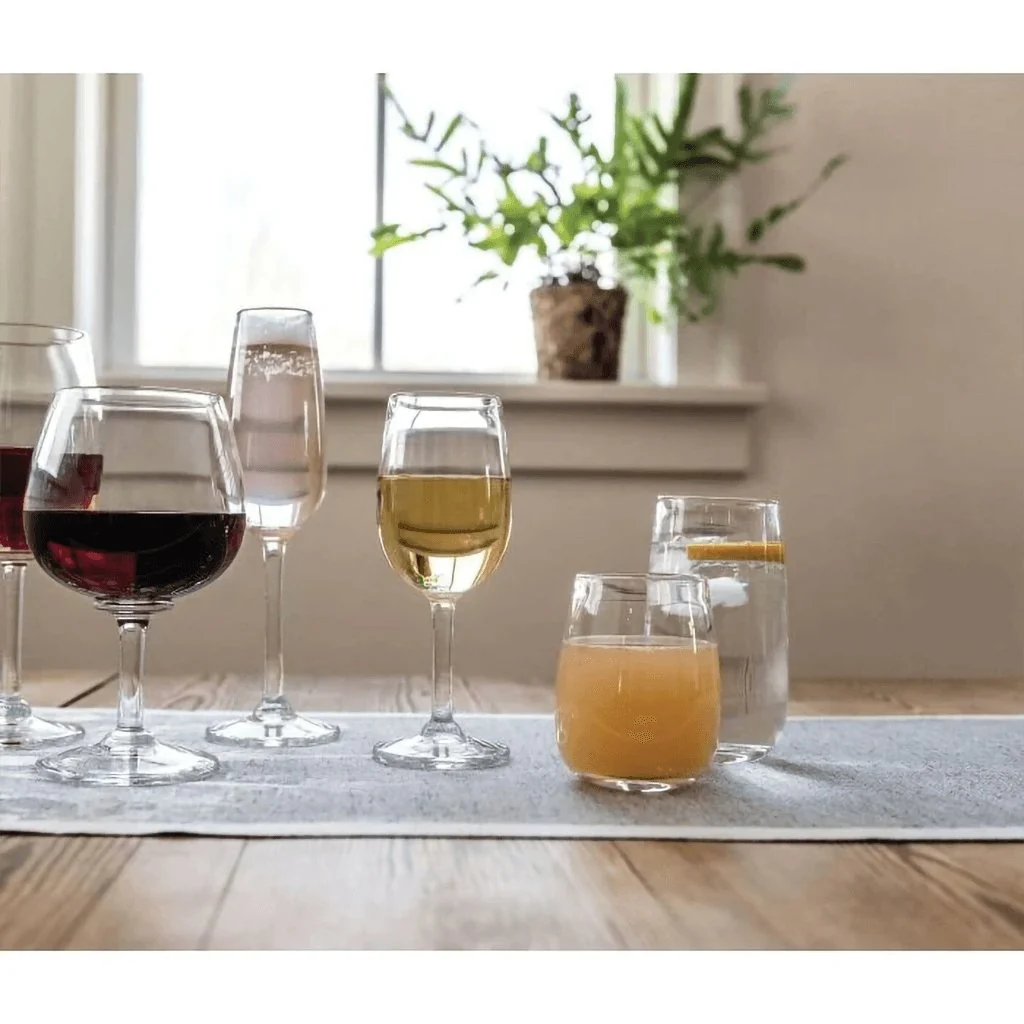 Simon Pearce : Woodstock White Wine - Image 4
