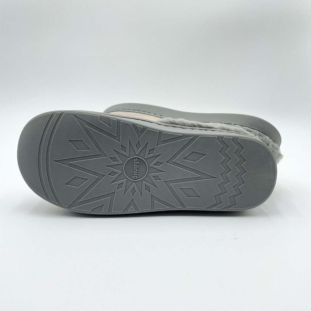Snuggs : Black and White Cat Slippers - Image 4