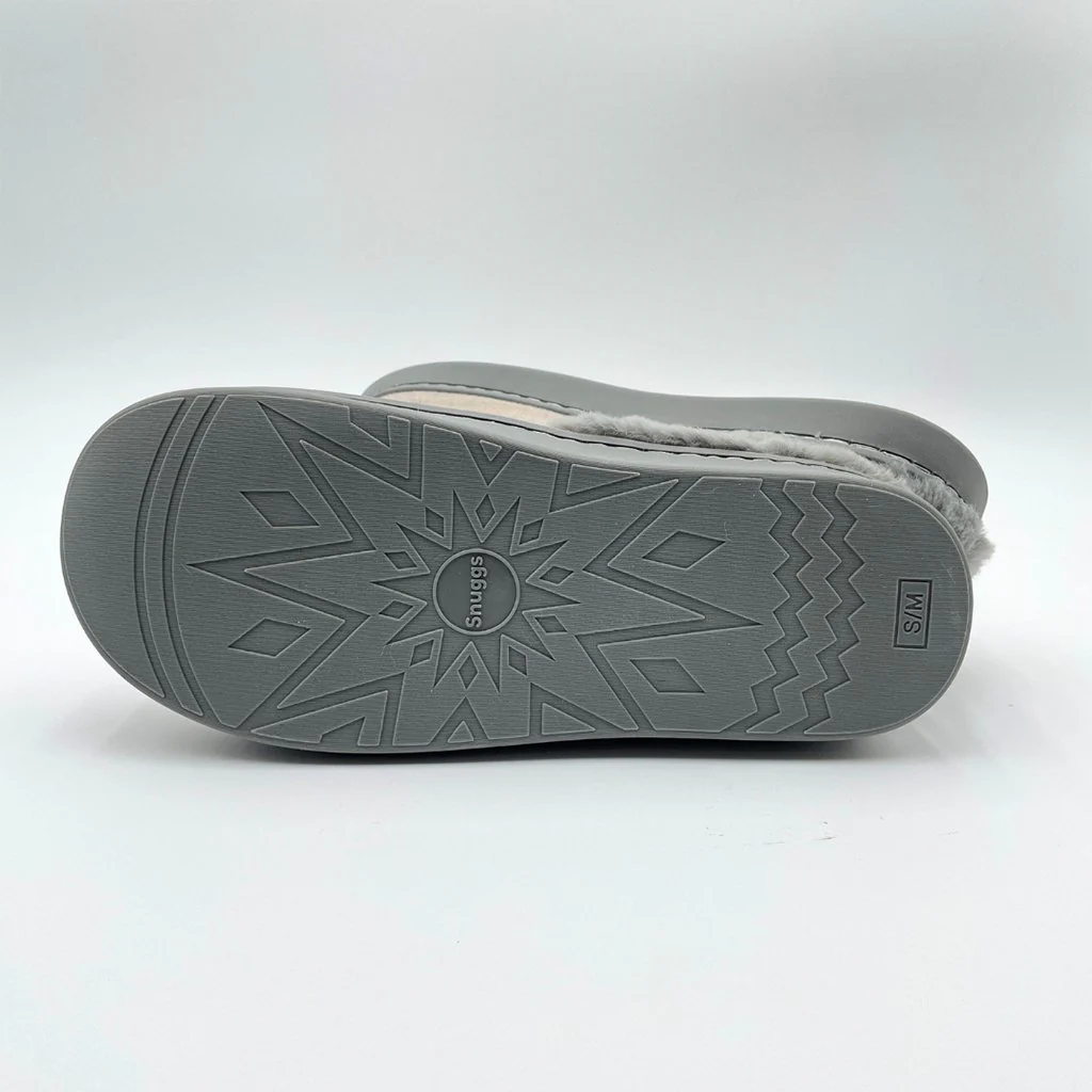 Snuggs : Schnauzer Slippers - Image 4