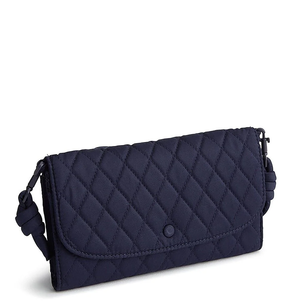 Vera Bradley : Wildwood Wallet Crossbody - Peacoat in Cotton Gabardine