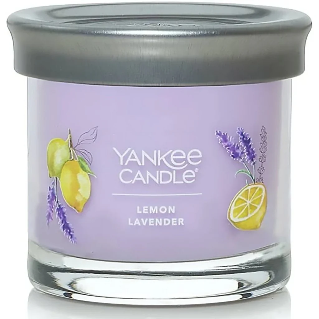 Yankee Candle : Signature Small Tumbler Candle in Lemon Lavender